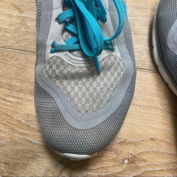 Nike Women's Flex TR 6 Gray Blue Size 6 US Good Condition - Picture 6 of 9